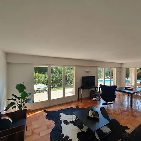 Bas De Avec Piscine Partagée Casa vacanze Vallauris