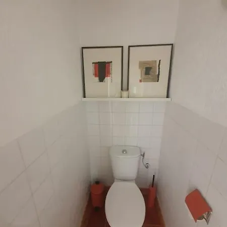 Bas De Avec Piscine Partagée * Vallauris