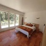 Bas De Avec Piscine Partagee