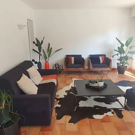 Дом отдыха Bas De Avec Piscine Partagee Валлорис